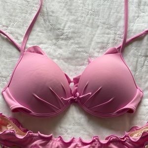 Victoria’s Secret Bombshell Ruffle Swim Top Pink